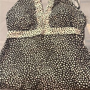 24th & Ocean Black White Polka Dot Swim Bikini Top Sz Medium M